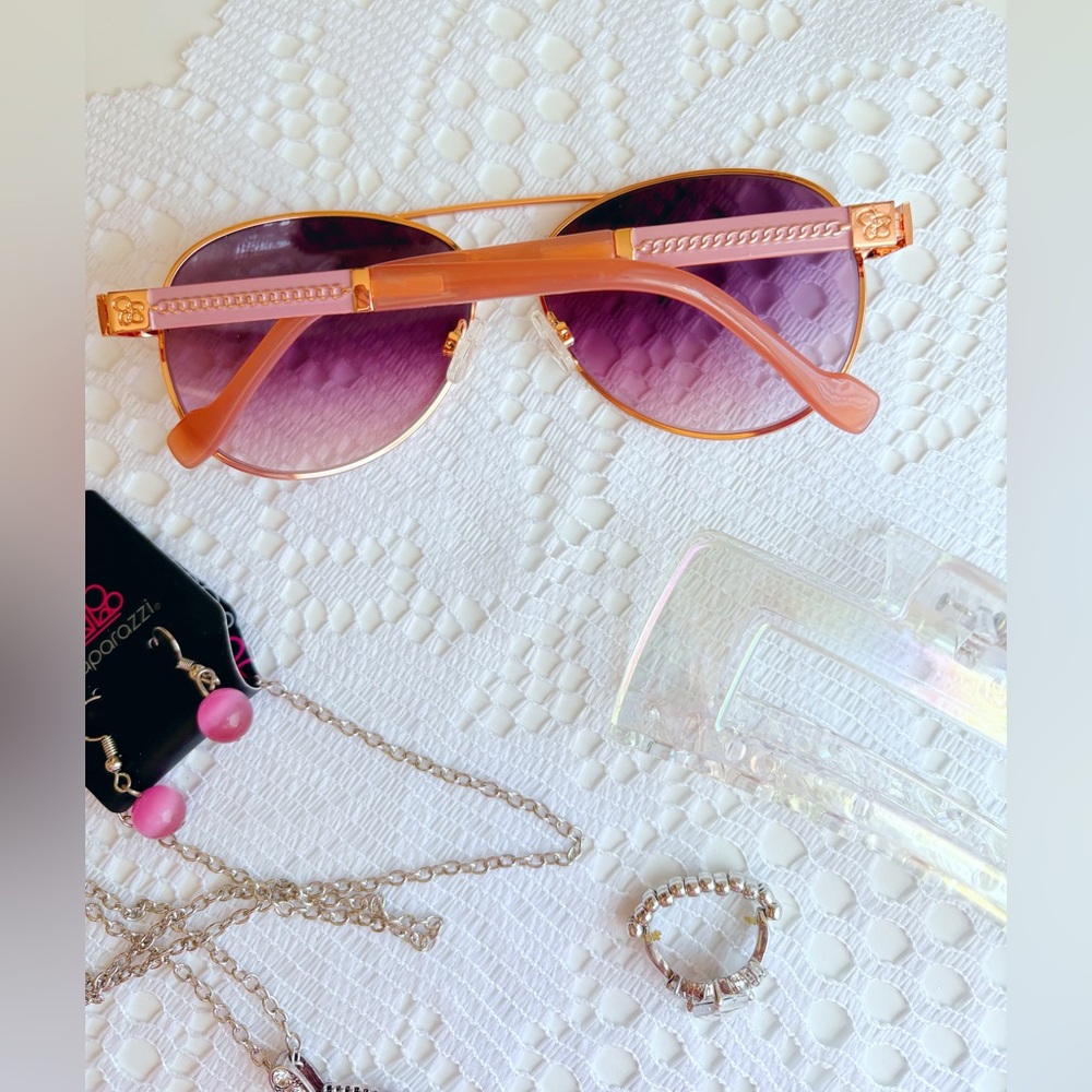 4 Piece Accessory Bundle 🤍✨ NWT - image 3